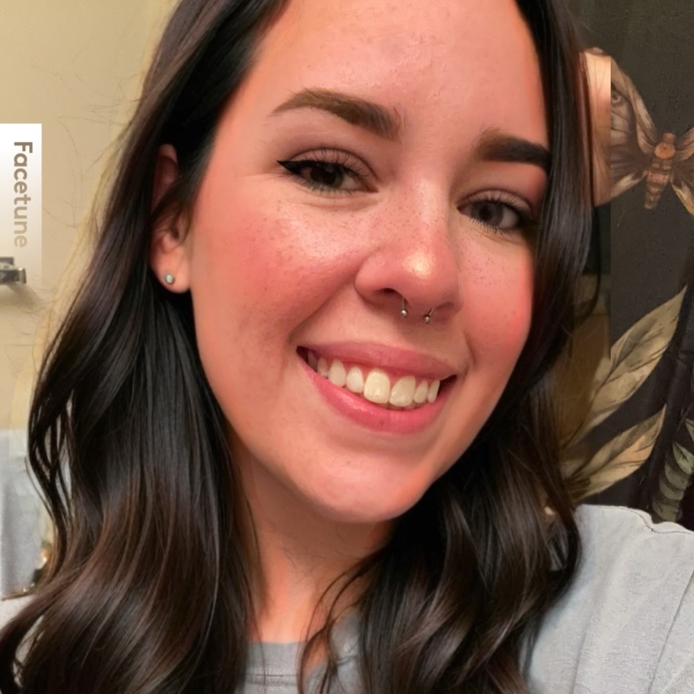 Meet your Posher, Lexi